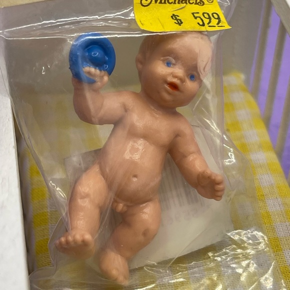 Vintage 90s mini collectables baby room miniature set/ lot - Picture 9 of 15